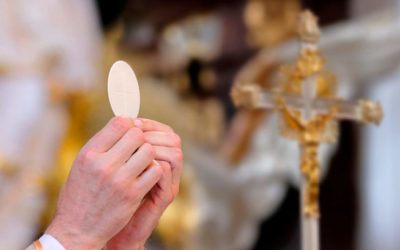 El que come mi carne y bebe mi sangre tiene vida eterna