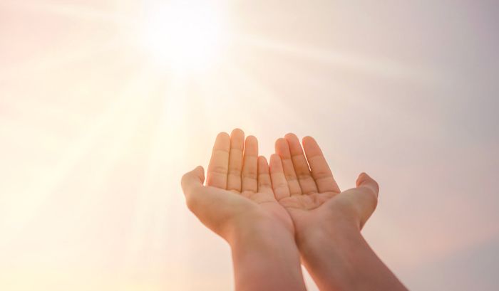 Pues al que tiene se le dará y le sobrará