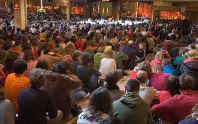 El Papa a los jóvenes de Taizé: Sean constructores de paz y portadores de esperanza