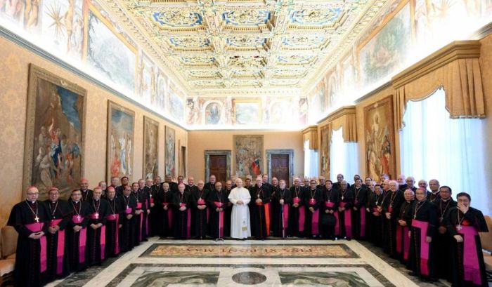 León XIV a los obispos del Perú: Vivan como los Apóstoles con sencillez